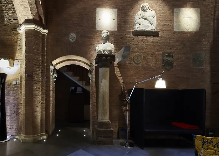 Palazzetto Rosso - Art Hotel